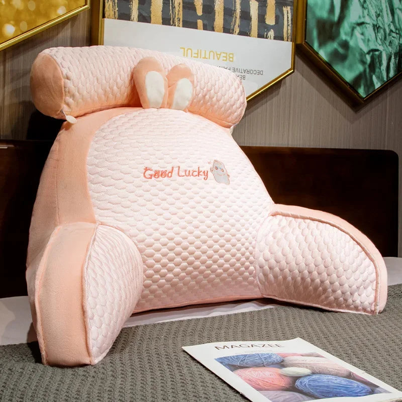 le design élégant de notre coussin de lecture est disponible en plusieurs couleurs pour s’harmoniser à votre intérieur.

